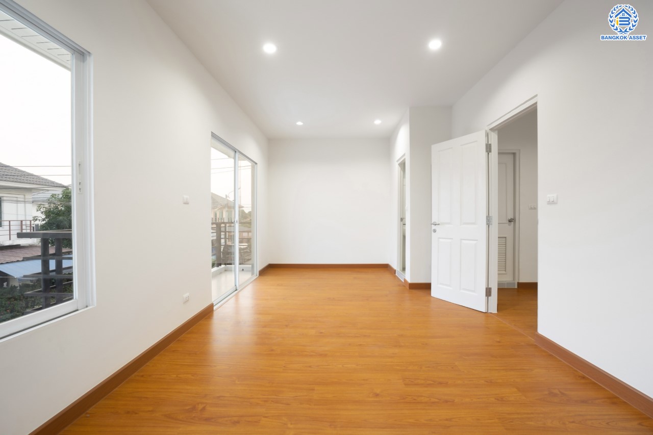 บ้านมือสองตกแต่งใหม่ แบรนด์ Property Perfect ม.เพอร์เฟคพาร์ค พระราม5-บางใหญ่ (ซ.วัดพระนอน) เนื้อที่ 36 ตร.ว. บ้านแฝดฟังก์ชันระดับบ้านเดี่ยว! 3 ห้องนอน 2 ห้องน้ำ 2 ที่จอดรถ Private Zone พร้อม Facilities ครบครัน บนทำเลเชื่อมต่อถนนกาญจนาฯ ใกล้ทางด่วน ศรีรัช-วงแหวนฯ เซ็นทรัลเวสต์เกต และรถไฟฟ้าสายสีม่วง "สถานีตลาดบางใหญ่"